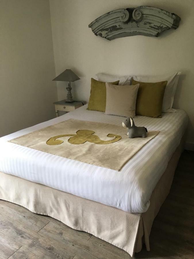 Bed and Breakfast Le Puits D'Angle Тибивийе Экстерьер фото